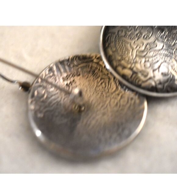 Silpada Napal 925 Sterling Etched Asian Dragon Circle Disc Long Dangle Earrings - Picture 4 of 4